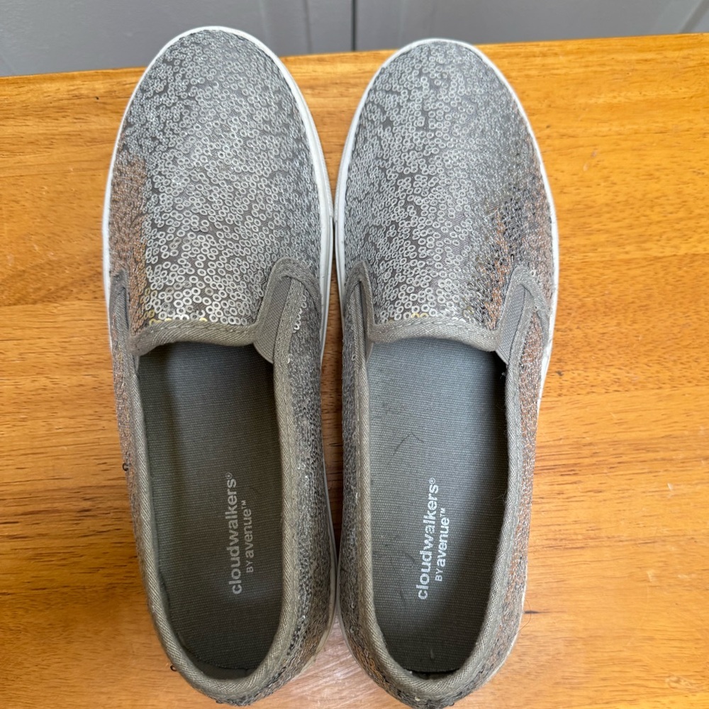Avenue Silver Sequin Shoes / Slip-ons - Picture 2 of 3